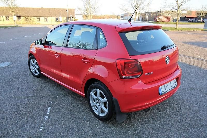 Begagnad VW Polo Comfortline 90 HK (66 kW) 2011 Sedan