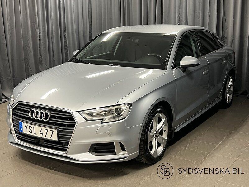 Silver Begagnad 2017 Audi A3 Proline Sedan | 164 900 kr (Marknadspris) - Bild 1/4
