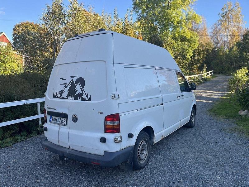 Begagnad VW T5 131 HK (96 kW) 2006 Vit Van