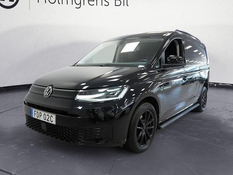 Svart Begagnad 2023 VW Caddy Maxi Minibuss | 268 900 kr (Marknadspris) - Bild 1/4