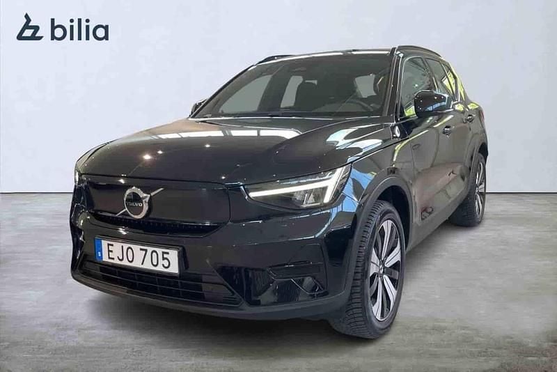 Svart Begagnad 2023 Volvo XC40 Single Motor SUV | 334 900 kr - Bild 1/1
