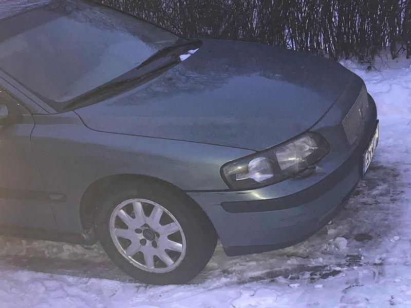 Begagnad 2002 Volvo V70 Kombi | 5 000 kr (Superpris) - Bild 1/3