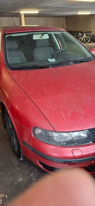 Begagnad Seat Leon 101 HK (74 kW) 2001 Halvkombi