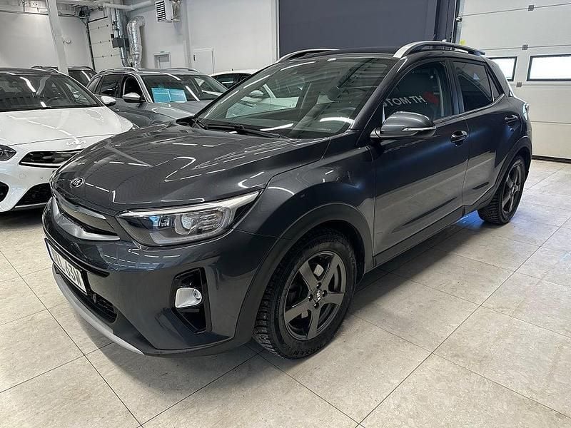 Begagnad Kia Stonic Advance 120 HK (88 kW) 2020 Grå SUV