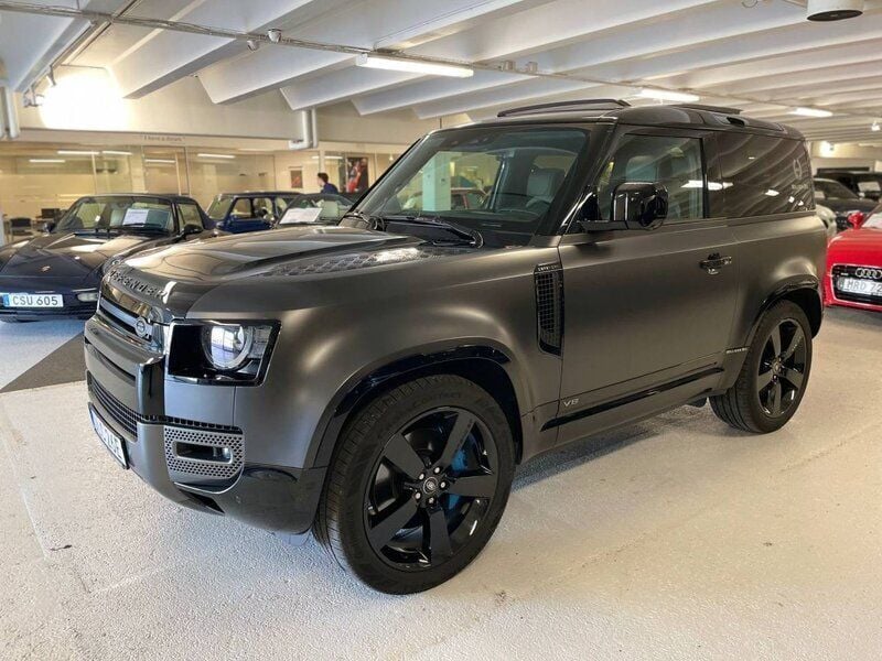 Grå Begagnad 2021 Land Rover Defender SUV | 1 599 000 kr - Bild 1/4