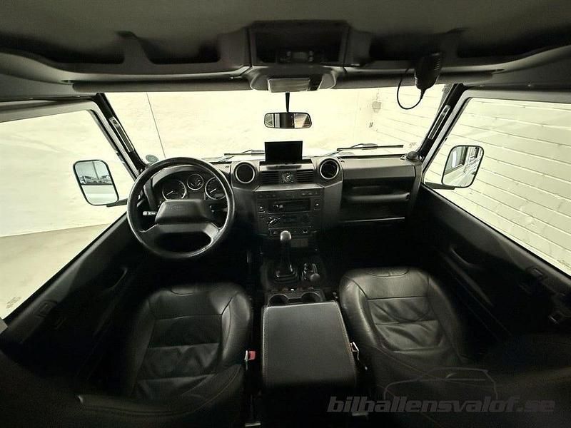 Begagnad Land Rover Defender 123 HK (90 kW) 2013 Vit SUV