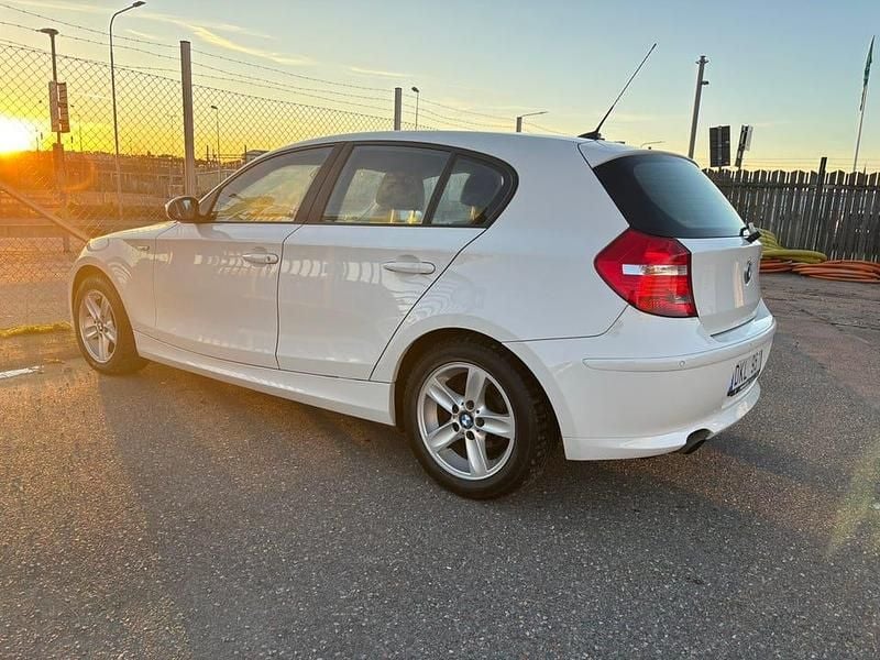Begagnad 2008 BMW 116 Halvkombi | 39 000 kr (Bra pris) - Bild 1/4