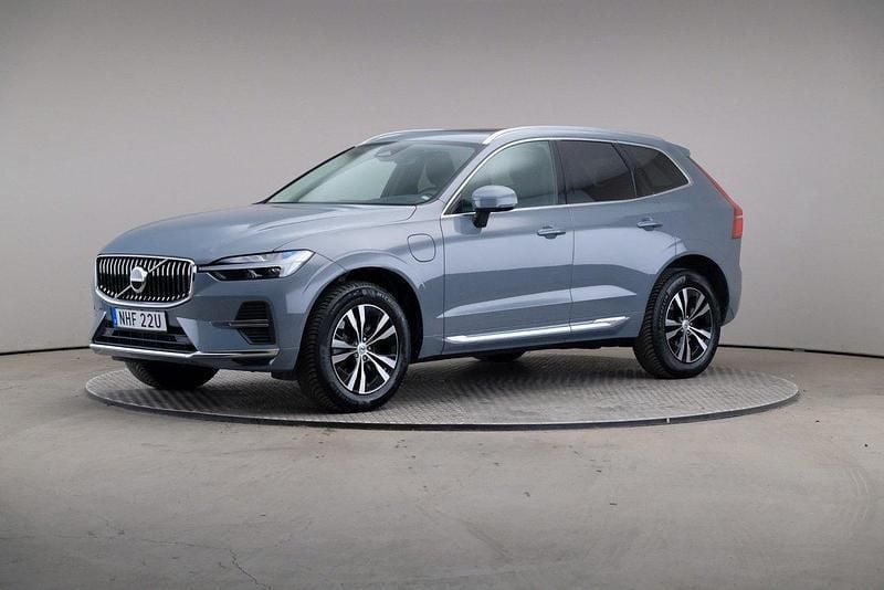 Grå (thunder grey (metallic)) Begagnad 2023 Volvo XC60 Core SUV | 445 000 kr (Bra pris) - Bild 1/4