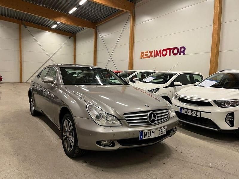 Silver Begagnad 2005 Mercedes CLS350 Sportkupé | 69 900 kr (Marknadspris) - Bild 1/4