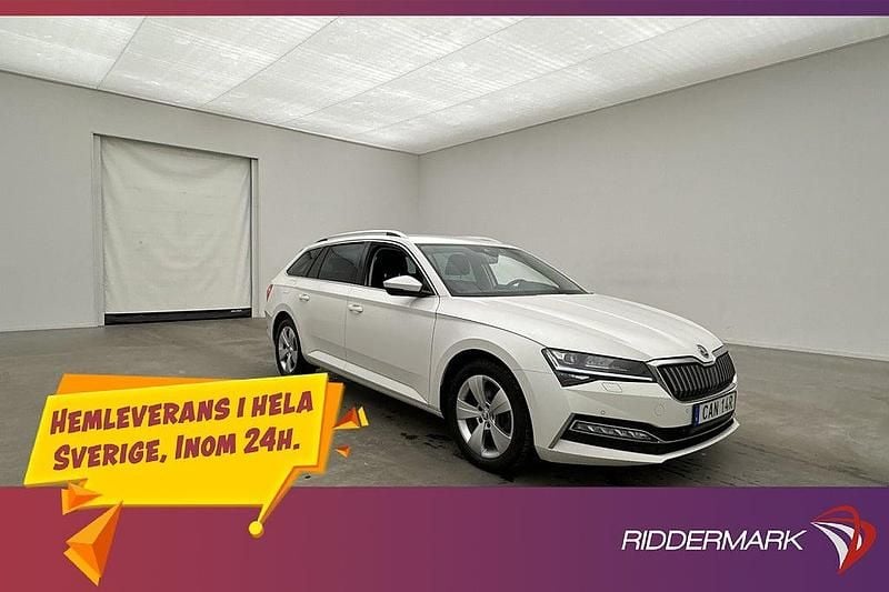 Vit Begagnad 2020 Skoda Superb Kombi | 258 900 kr (Marknadspris) - Bild 1/3