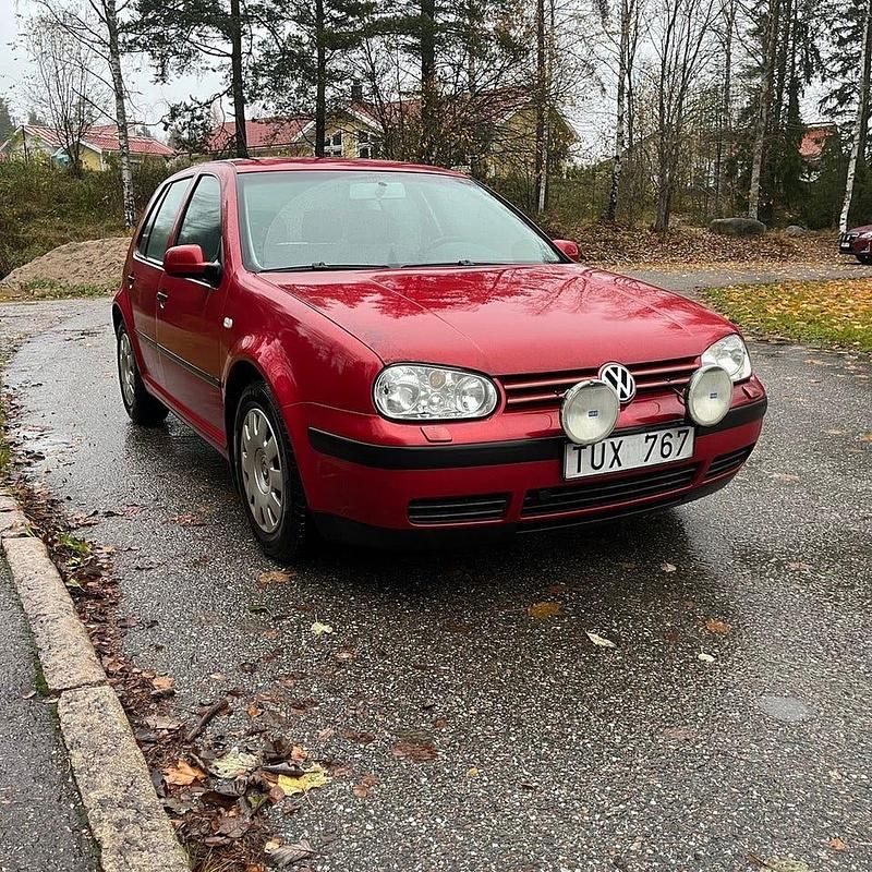 Begagnad 2003 VW Golf IV Halvkombi | 22 000 kr (Marknadspris) - Bild 1/4