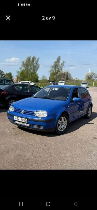 Blå Begagnad 2000 VW Golf IV Trendline Halvkombi | 14 900 kr (Lite dyr) - Bild 1/4