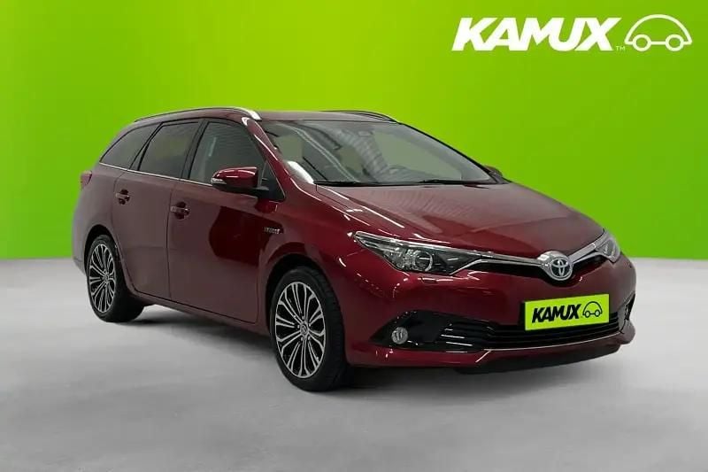 Röd Begagnad 2017 Toyota Auris Hybrid Kombi | 182 900 kr (Marknadspris) - Bild 1/4