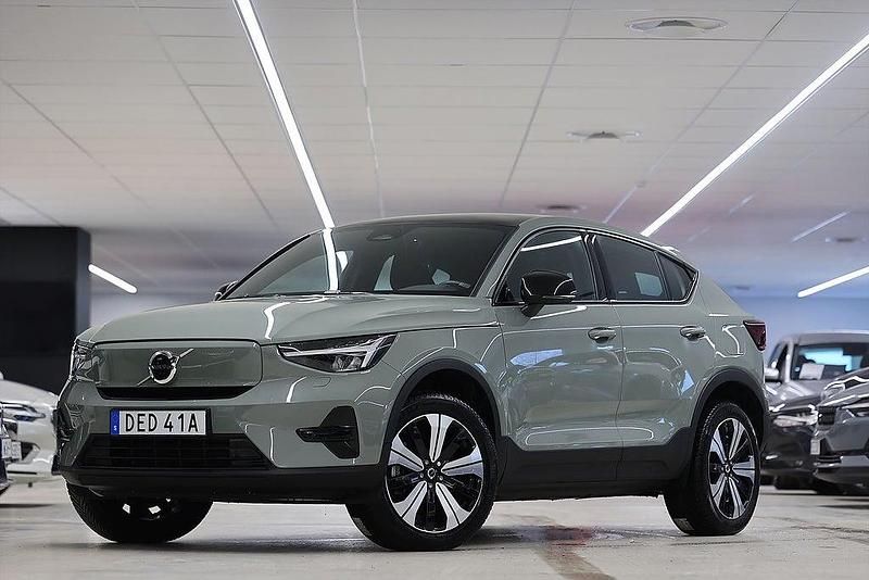 Begagnad Volvo C40 Core 169 kW (231 HK) 2023 Grön SUV