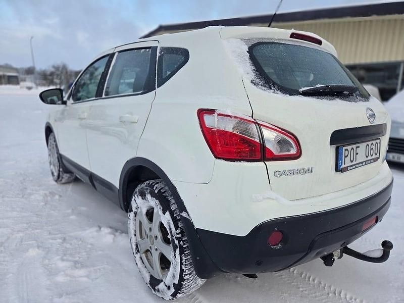 Begagnad Nissan Qashqai 131 HK (96 kW) 2012 Vit SUV
