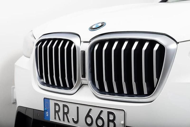 Begagnad BMW X3 184 HK (135 kW) 2022 Vit SUV