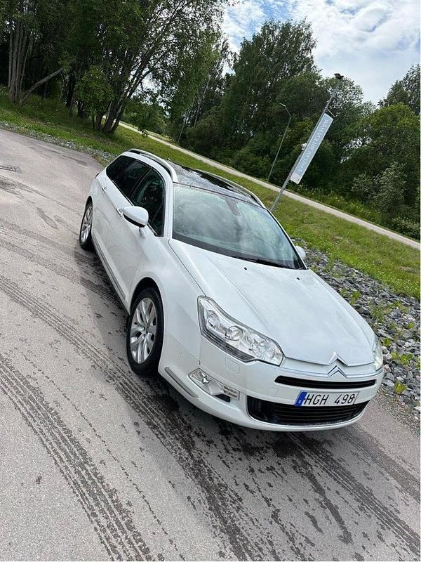 Vit Begagnad 2010 Citroën C5 Kombi | 70 000 kr (Marknadspris) - Bild 1/4