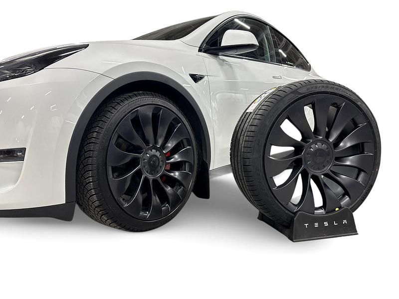 Begagnad Tesla Model Y Performance 392 kW (534 HK) 2023 Vit SUV