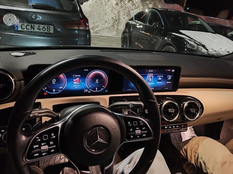 Begagnad Mercedes A200 150 HK (110 kW) 2021