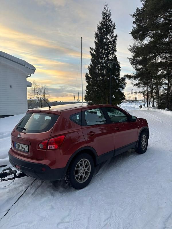 Begagnad Nissan Qashqai Tekna 141 HK (103 kW) 2007 SUV