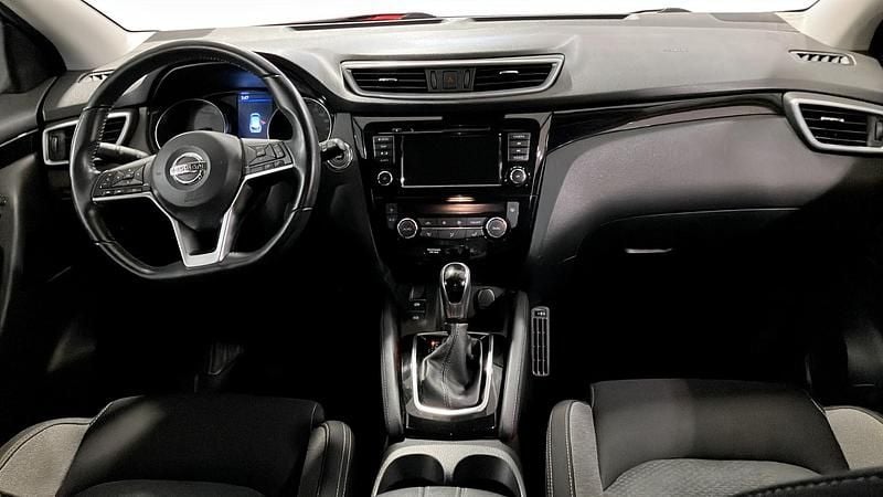 Begagnad Nissan Qashqai N-Connecta 159 HK (116 kW) 2019 Svart SUV