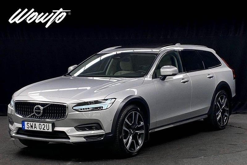 Silver Begagnad 2022 Volvo V90 CC Ultimate Kombi | 529 800 kr (Lite dyr) - Bild 1/3