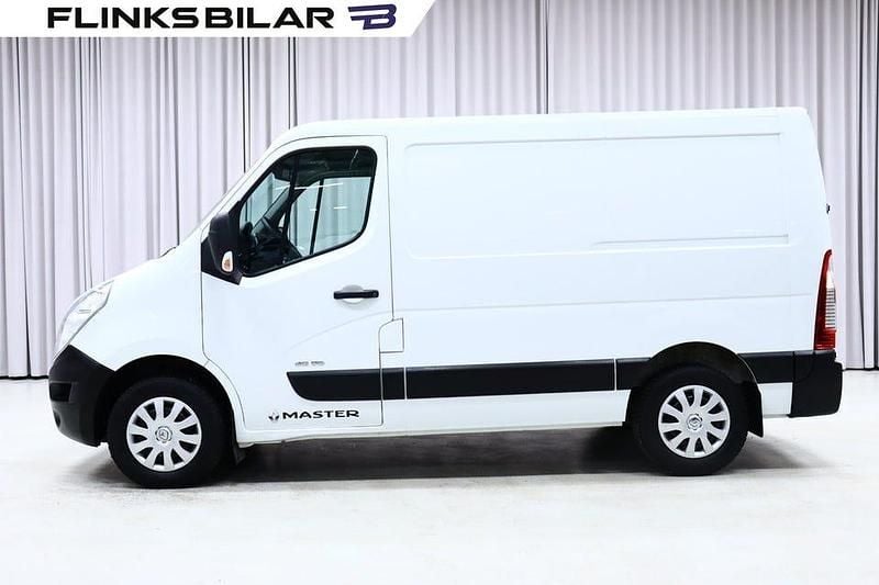 Vit Begagnad 2017 Renault Master Van | 148 750 kr - Bild 1/4