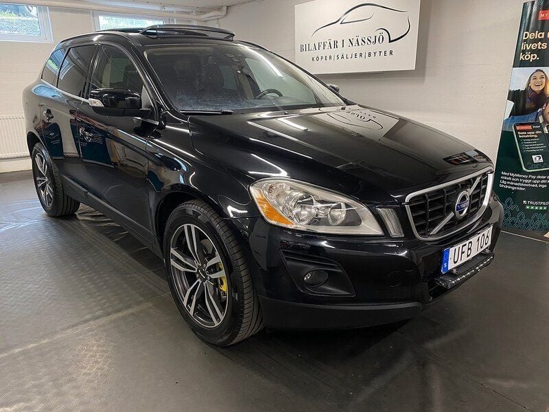 Svart Begagnad 2009 Volvo XC60 Momentum SUV | 84 900 kr (Marknadspris) - Bild 1/4