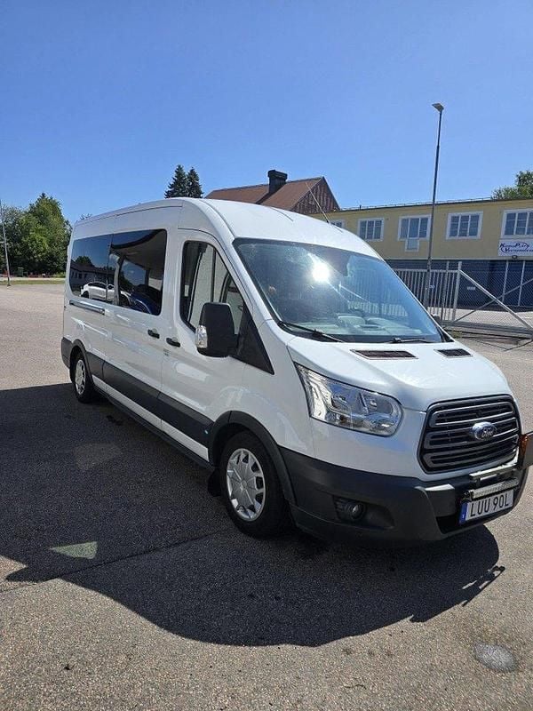 Vit Begagnad 2019 Ford Transit Kombi | 150 000 kr (Dyr) - Bild 1/4