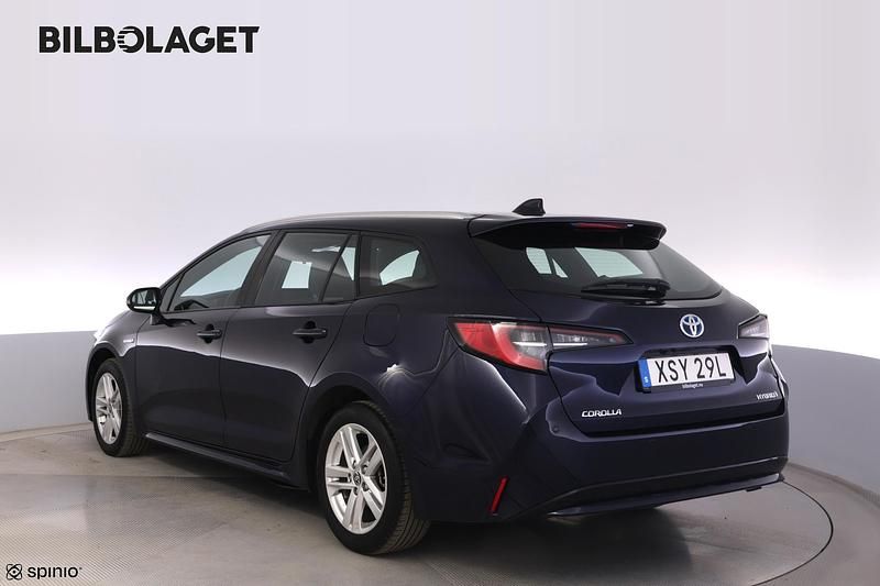 Begagnad Toyota Corolla 124 HK (91 kW) 2021 Blå Kombi