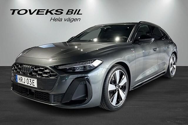 Daytonagrå pärleffekt Begagnad 2025 Audi A5 S-Line Sportkupé | 623 200 kr - Bild 1/4