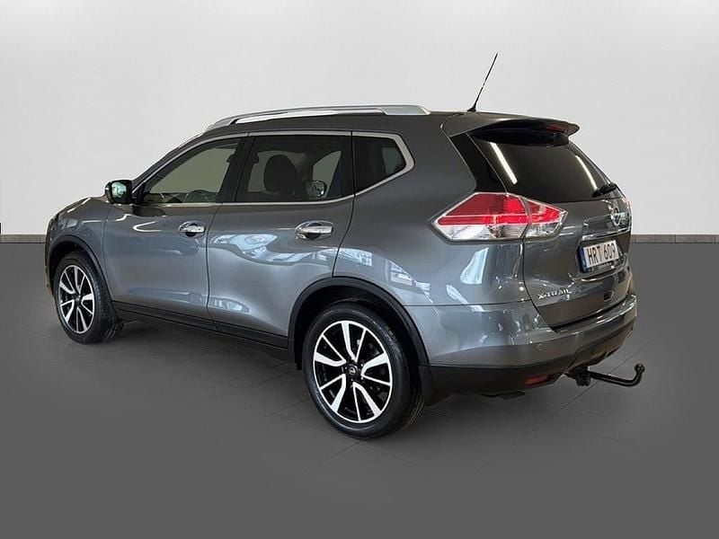Begagnad Nissan X-Trail Tekna 131 HK (96 kW) 2017 Grå SUV
