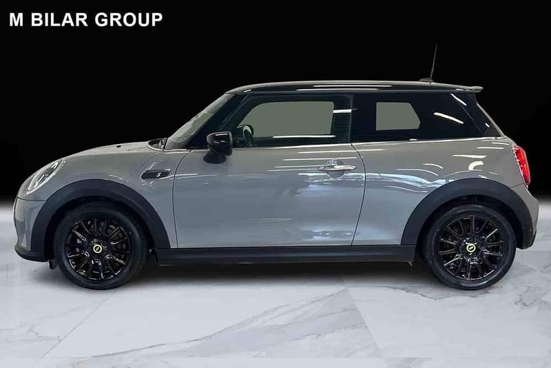 Grå Begagnad 2023 Mini Cooper SE Halvkombi | 229 000 kr - Bild 1/1