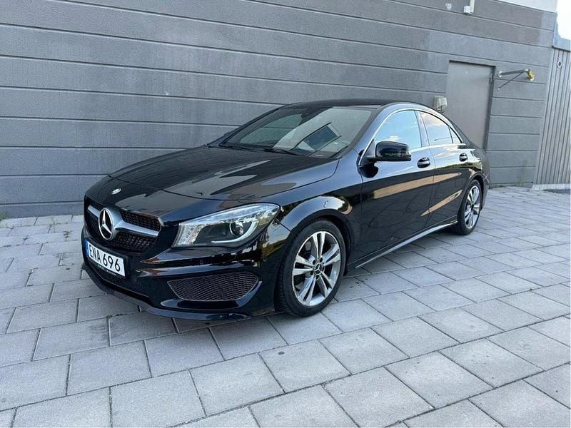 Svart Begagnad 2015 Mercedes CLA250 AMG Sedan | 199 900 kr (Bra pris) - Bild 1/4