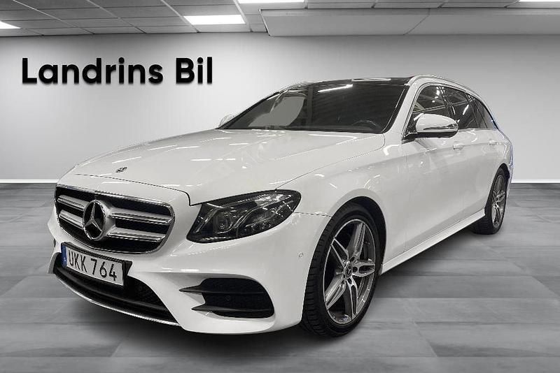 Vit Begagnad 2018 Mercedes E220 AMG Kombi | 259 000 kr (Marknadspris) - Bild 1/4