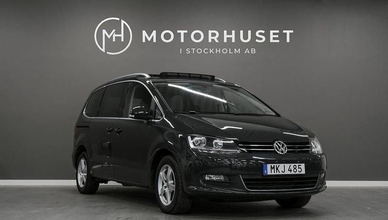 Begagnad VW Sharan 140 HK (102 kW) 2014 Mörkgrå Minibuss