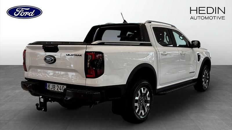 Ny Ford Ranger Wildtrack 280 HK (205 kW) 2025 Vit Pickup