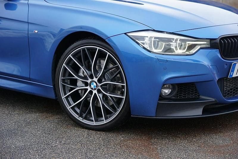Begagnad BMW 335 M Performance 313 HK (230 kW) 2017 Blå Kombi
