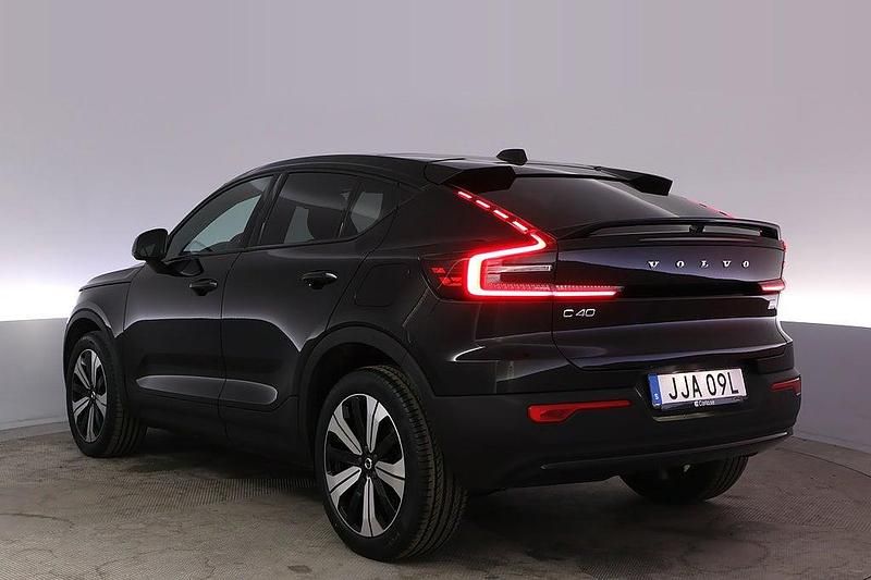 Begagnad Volvo C40 Single Motor 169 kW (231 HK) 2022 Svart SUV