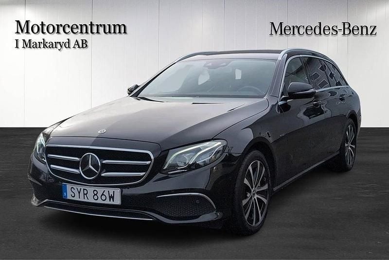 Svart Begagnad 2020 Mercedes E300 Kombi | 279 000 kr (Bra pris) - Bild 1/4