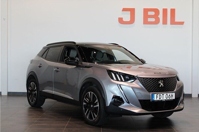 Grå Begagnad 2021 Peugeot e-2008 GTi SUV | 194 900 kr (Marknadspris) - Bild 1/4