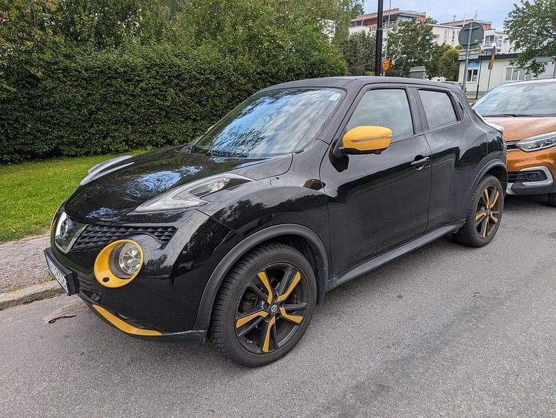 Svart Begagnad 2014 Nissan Juke SUV | 87 000 kr (Marknadspris) - Bild 1/4