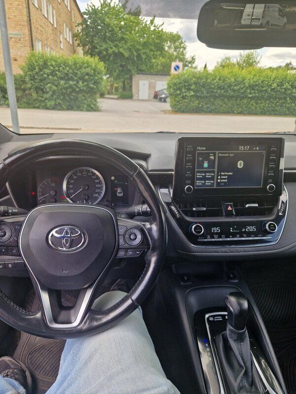 Svart Begagnad 2021 Toyota Corolla Active Kombi | 160 000 kr - Bild 1/4