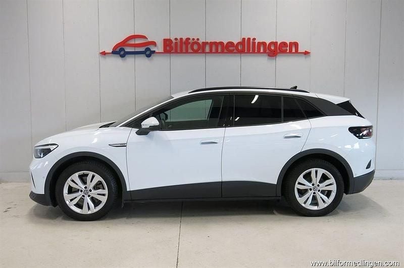Vit samma som bilen Begagnad 2022 VW ID.4 Pro Performance SUV | 318 900 kr (Superpris) - Bild 1/4
