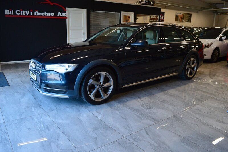 Blå Begagnad 2016 Audi A6 Allroad Sport Kombi | 184 900 kr (Marknadspris) - Bild 1/2