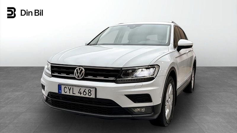Vit Begagnad 2018 VW Tiguan SUV | 209 000 kr (Superpris) - Bild 1/4