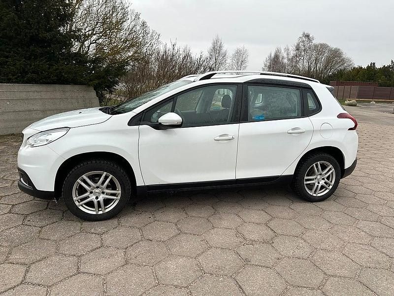 Begagnad Peugeot 2008 82 HK (60 kW) 2017 Vit SUV