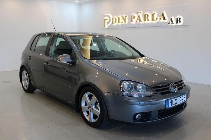 Mörkgrå (grå) Begagnad 2007 VW Golf V Sportline Halvkombi | 64 900 kr (Dyr) - Bild 1/4