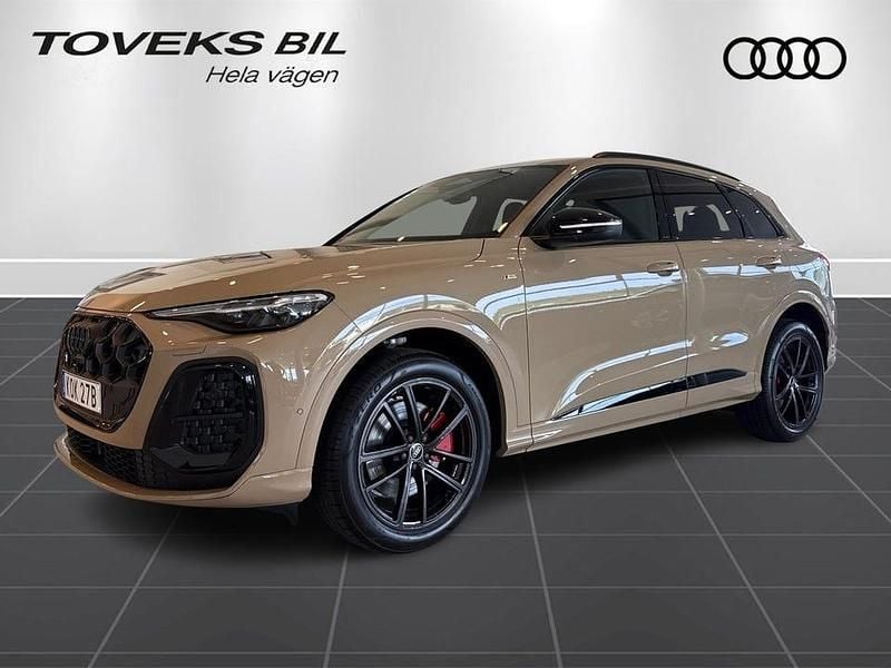 Gul Ny 2025 Audi Q5 S-Line SUV | 649 000 kr (Superpris) - Bild 1/4