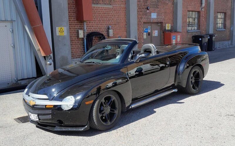 Svart Begagnad 2003 Chevrolet SSR Cab | 255 000 kr - Bild 1/4
